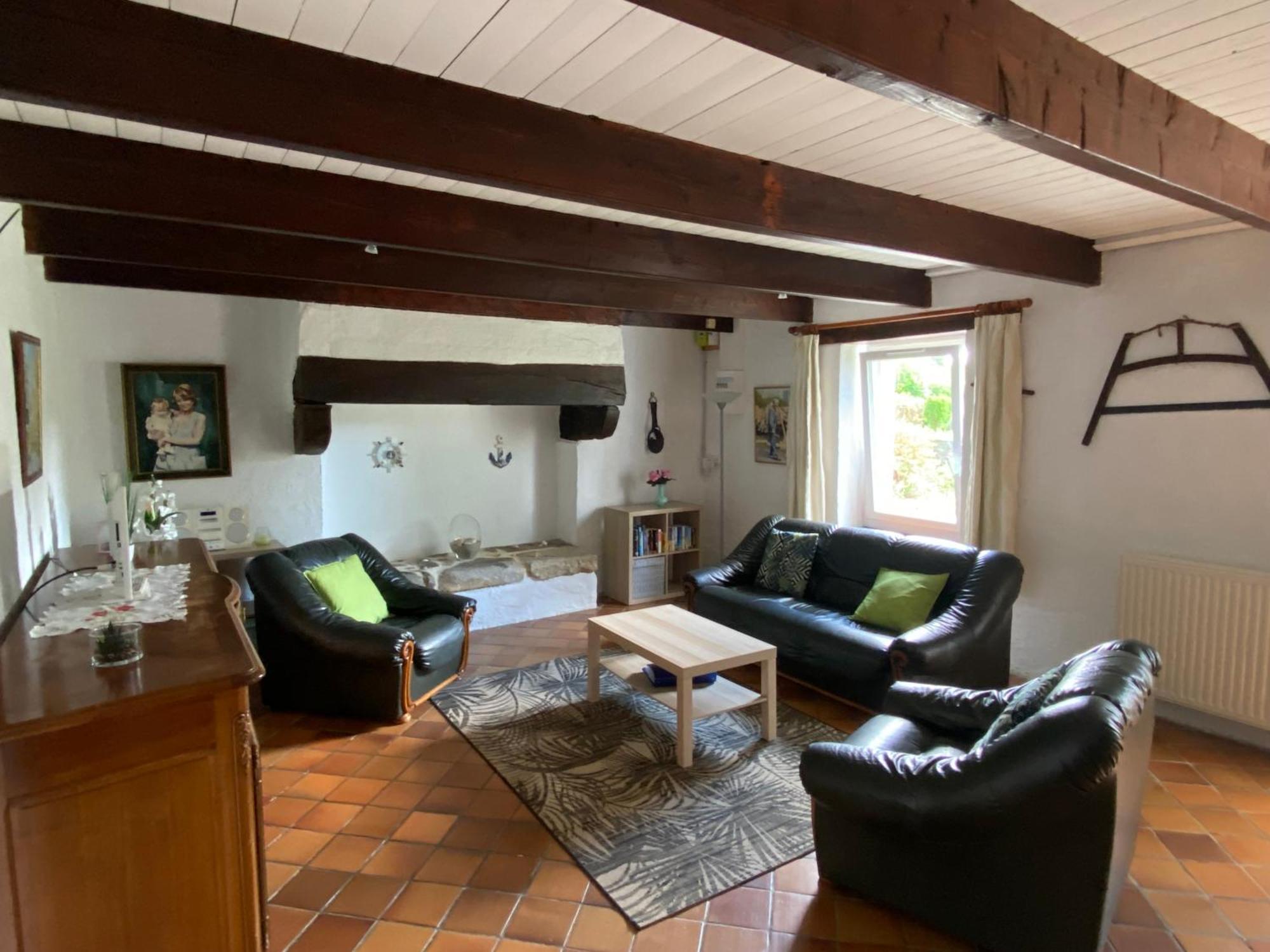 Sue'S Cottages Pleuven Exteriér fotografie